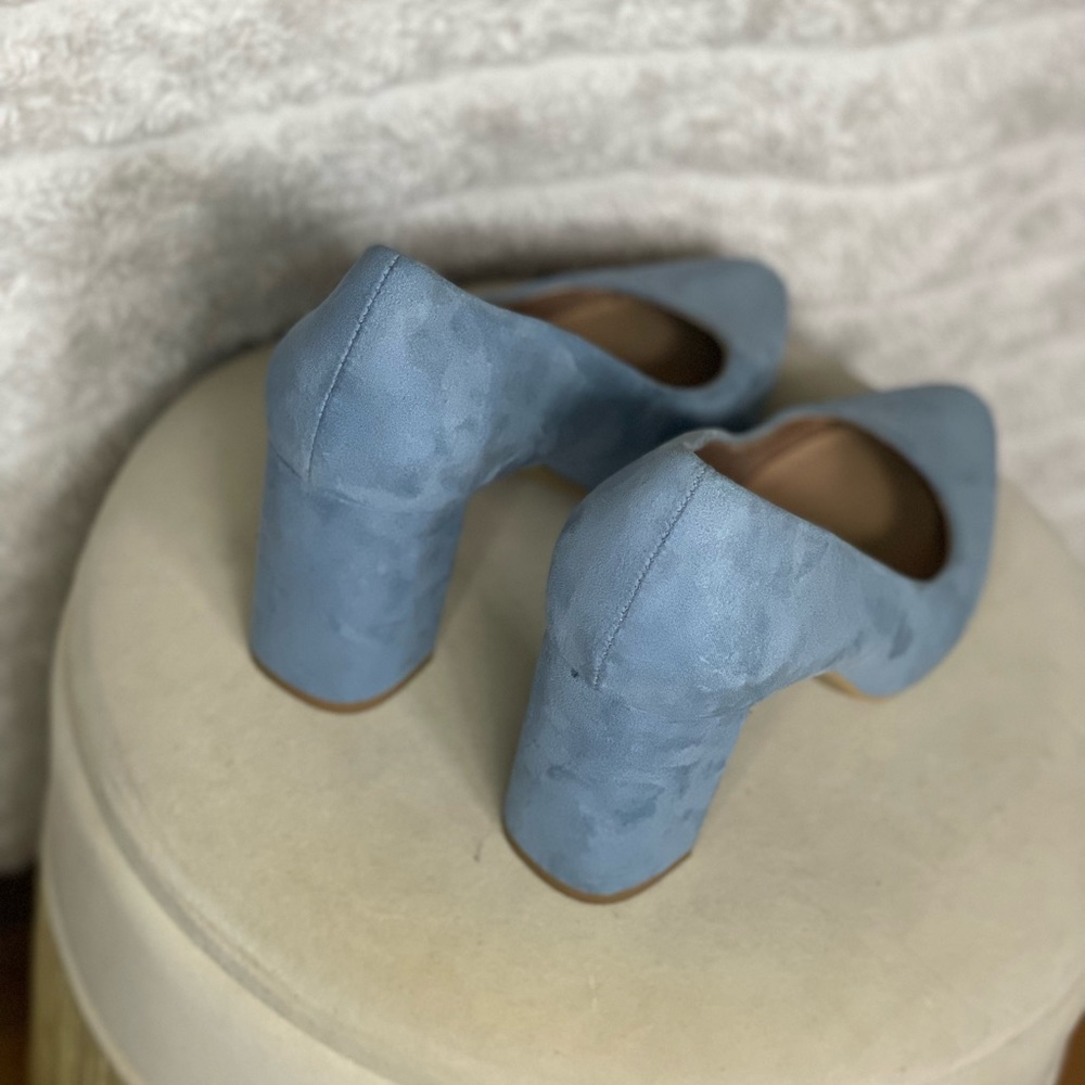 Blue Heels